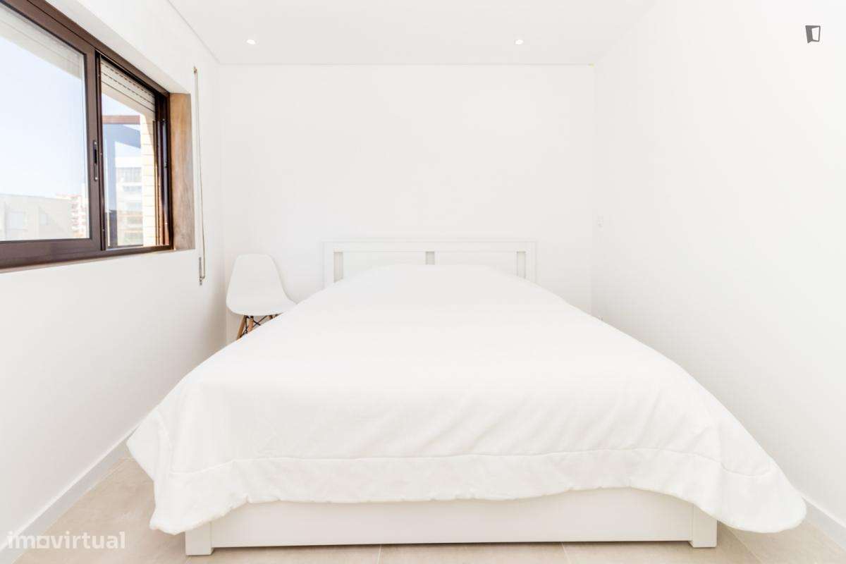 Quarto - localizado em Póvoa de Varzim Porto - Grande imagem: 5/7