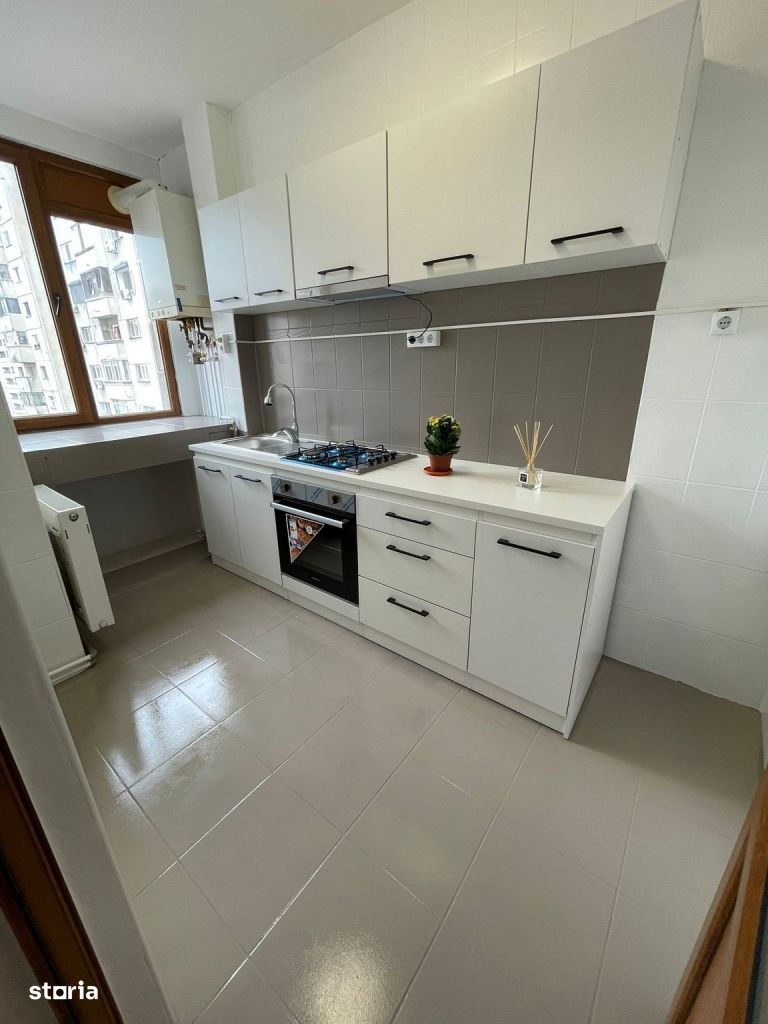 Apartament 3 camere Calea Calarasilor