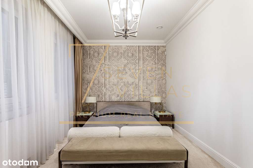 Luksusowy dom z imponującą przestrzenią-13