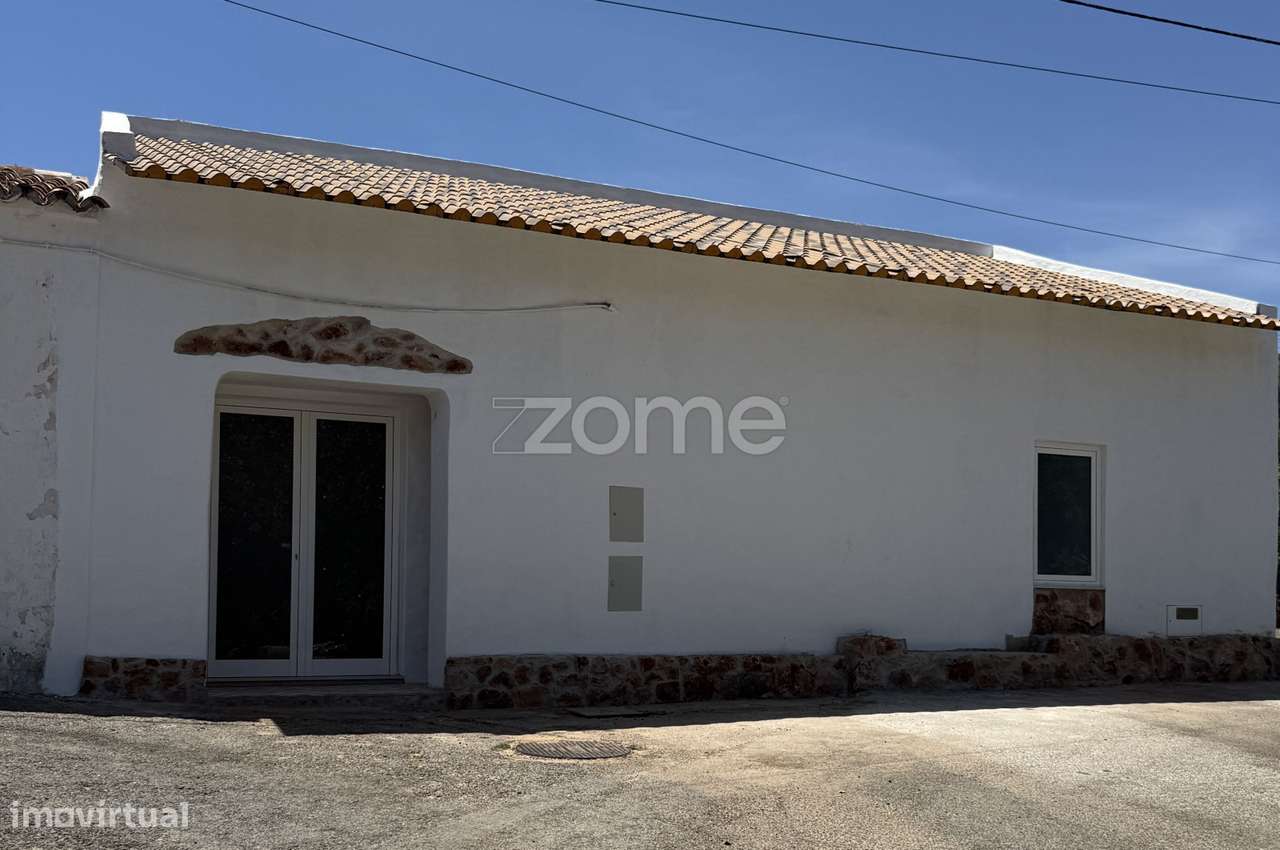 Moradia Tipica Algarvia T2 +2 com Suite-3