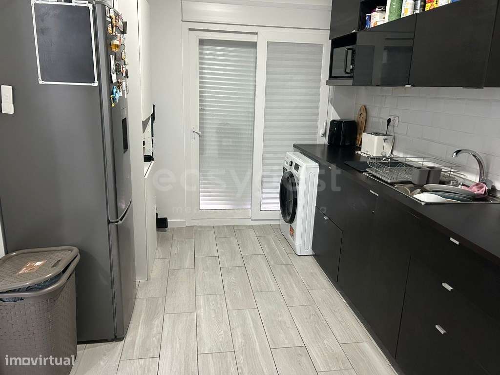 Apartamento T1 com 67m2 e terraço com churrasqueira - Grande imagem: 5/13