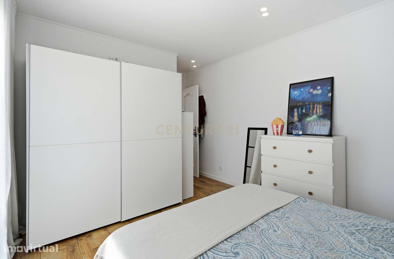 Moradia T3+1 Totalmente Remodelada  em 2026 com Piscina, Painéis Solar-32