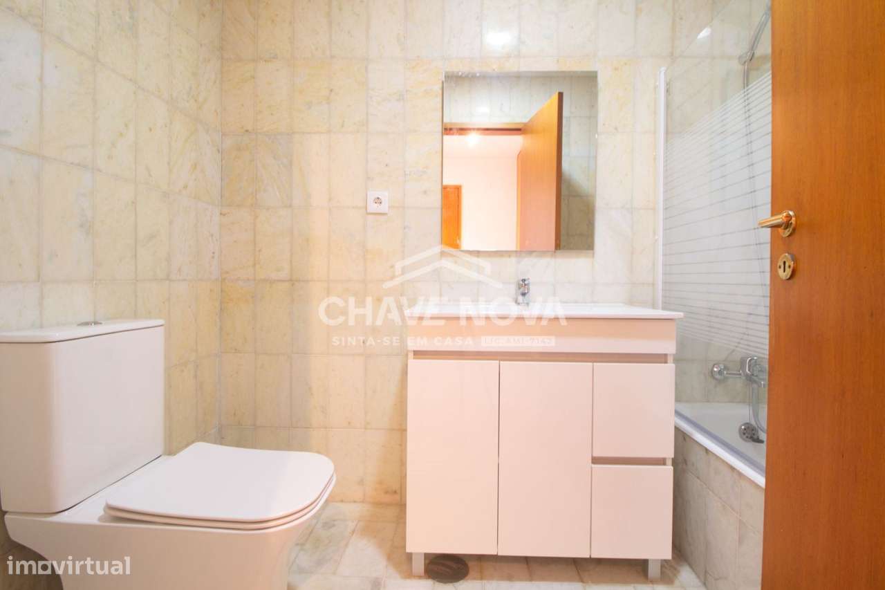 Apartamento T0 em Matosinhos Sul à 500 mts da praia - Grande imagem: 4/13