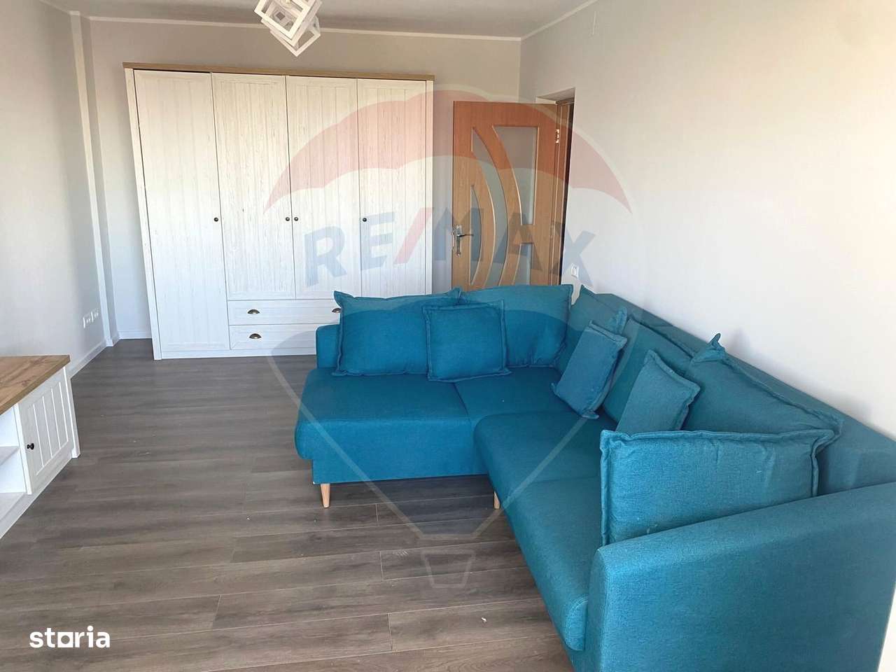 Apartament cu 4 camere, renovat in 2025, Strada Democratiei nr. 4, Aparatorii Patriei