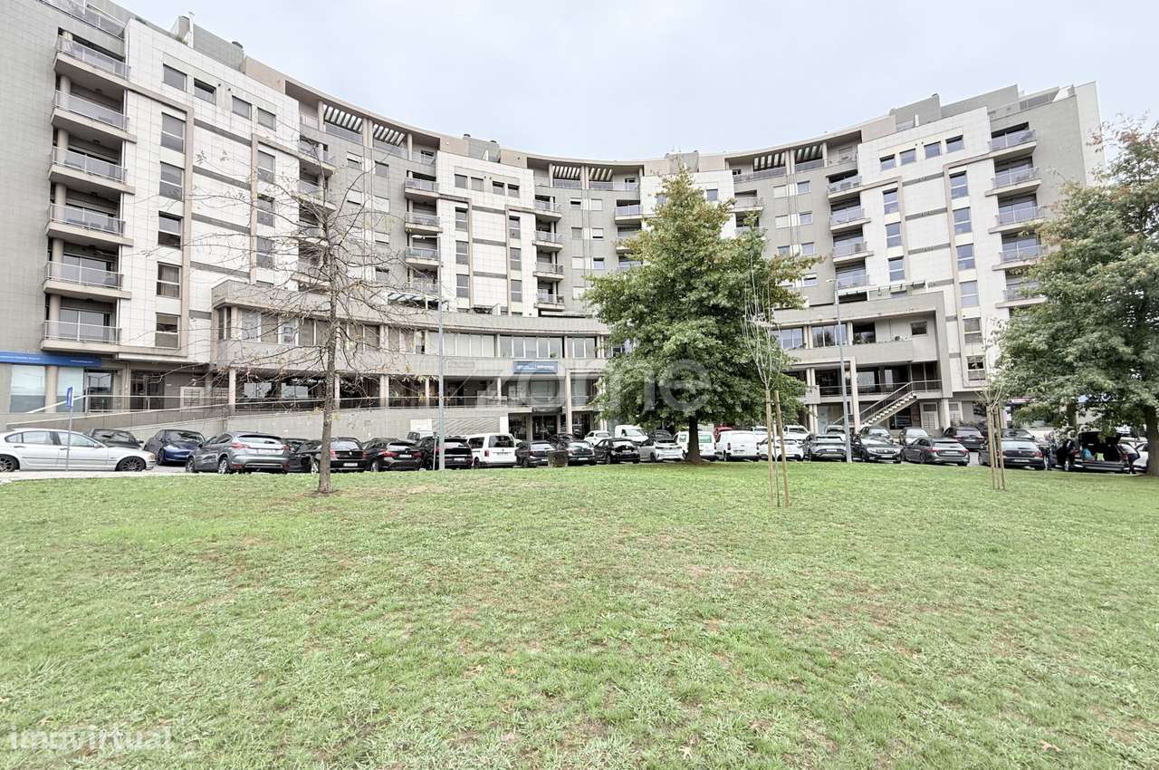 Apartamento T3+1 no centro da cidade de Famalicão - Grande imagem: 3/37