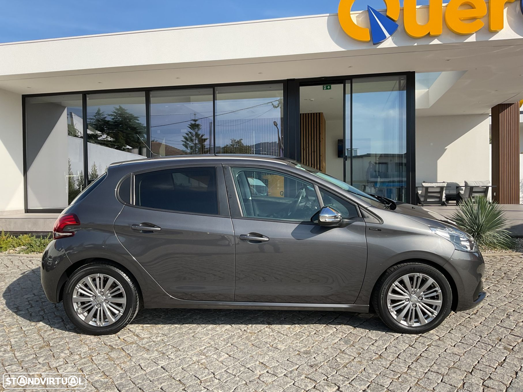 Peugeot 208 1.2 PureTech Style - 5