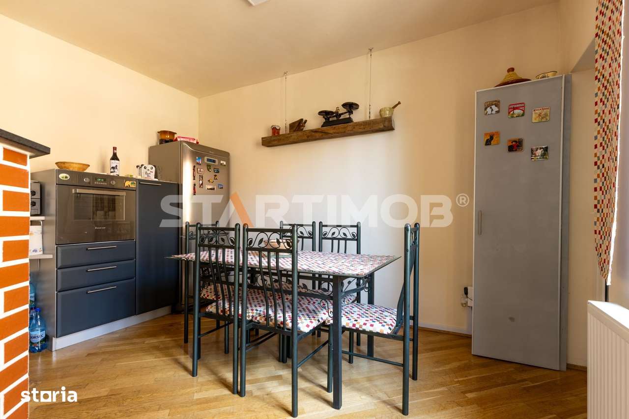 Casa individuala cu parcare Central Brasov-13