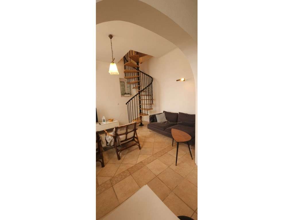 'Exclusivo' Prédio T3, Triplex em 2ª linha de Praia.-5