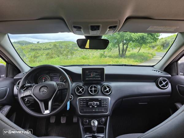 Mercedes-Benz A 180 d BlueEFFICIENCY Edition Style - 3