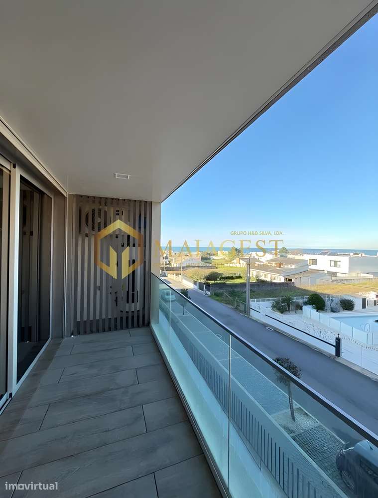 Moderno T1 em Condomínio Fechado com Piscina na Madalena - Grande imagem: 4/12