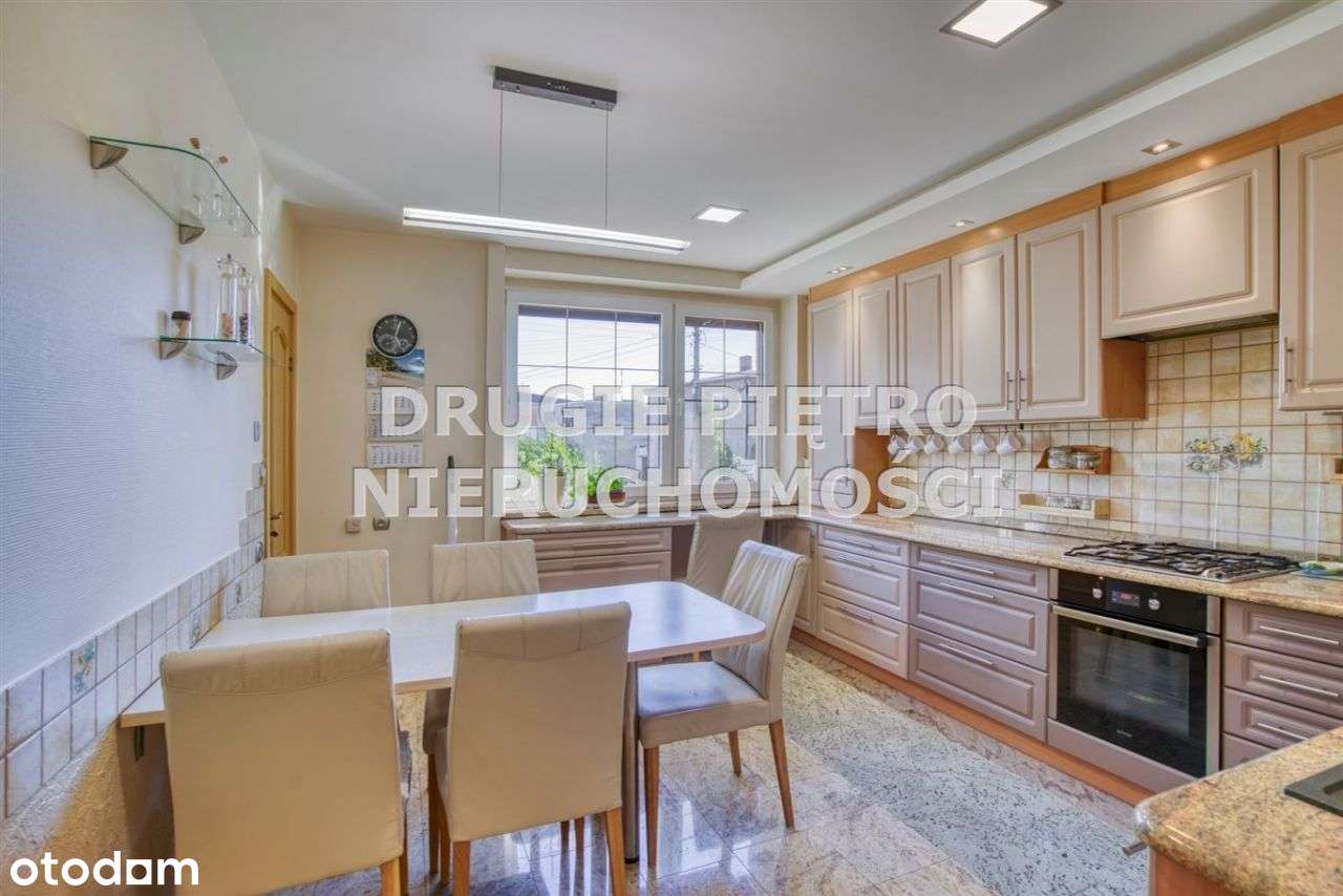 Dom, 1 267 m², Pyrzowice-9