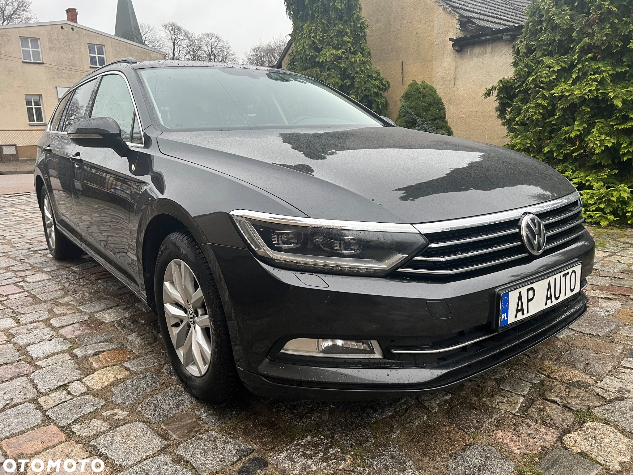 Volkswagen Passat Variant 1.6 TDI (BlueMotion Technology) Comfortline - 9