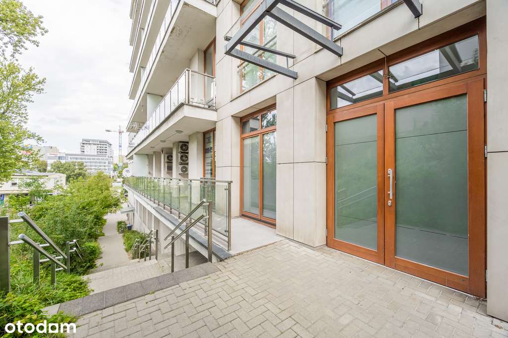 Nowoczesny lokal w centrum miasta Spokojna 17-0