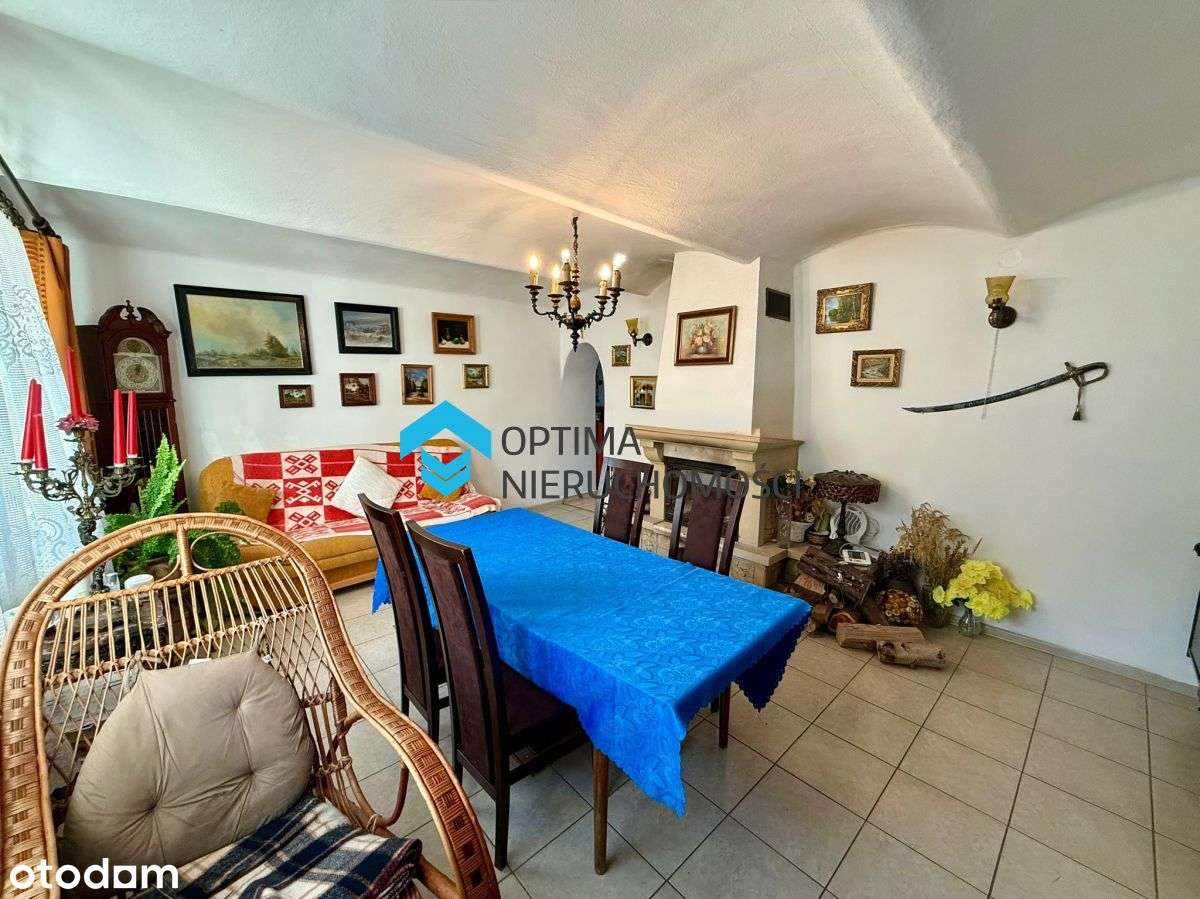 Dom z potencjałem w spokojnej dzielnicy-2