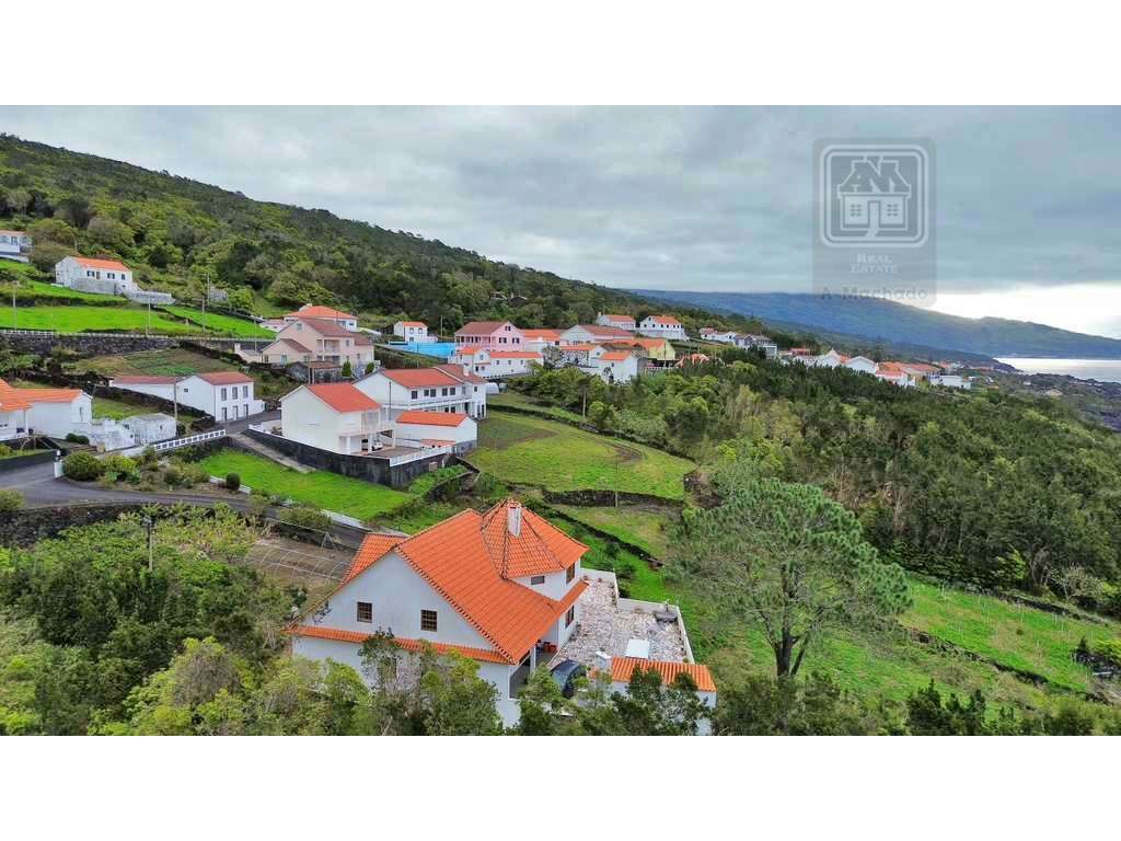 VENDA de MORADIA - VIVENDA T5 com vista mar - São João, Lajes do Pi...-7