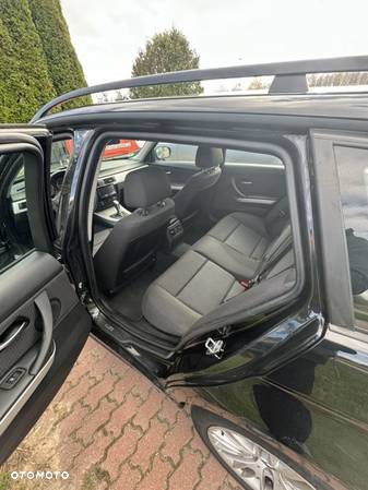 BMW Seria 3 320i Touring - 8