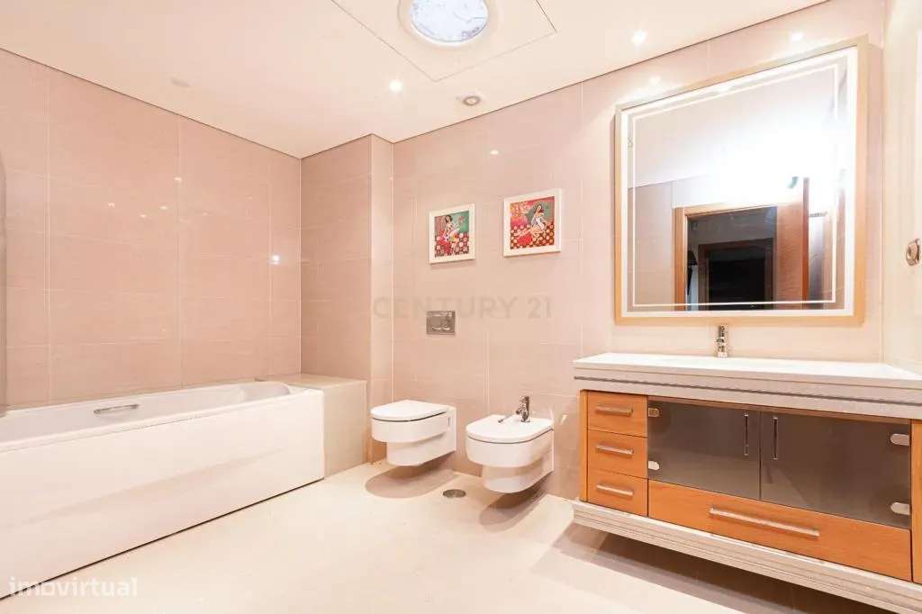 Moradia T8 de grande dimensão em S. João dos Montes, Vila Franca de Xi-15