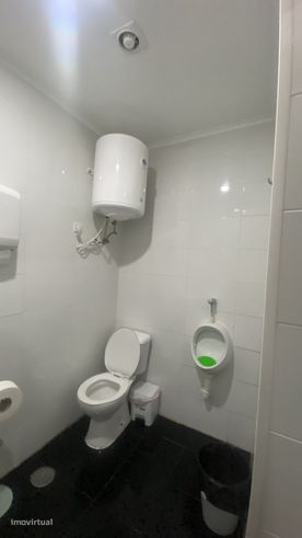 Espaço comercial à venda na rua Bartolomeu Dias-9