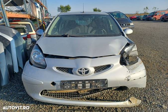 Punte spate Toyota Aygo 1  [din 2005 pana  2008] Hatchback 5-usi 1.0 MT (68 hp) - 7