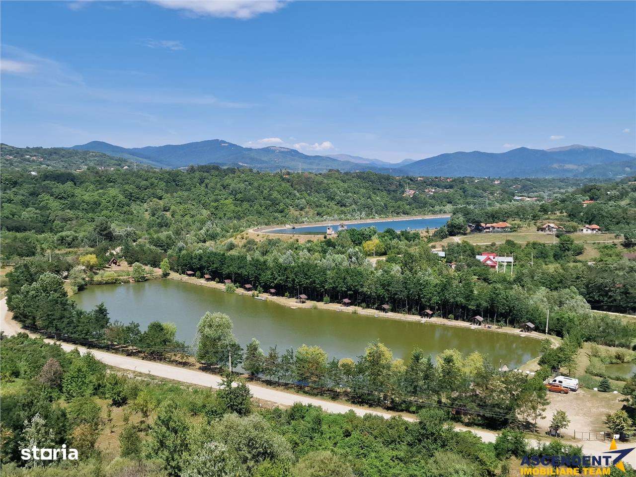 Casa traditionala, cu 2.000mp teren roditor, Izvoarele, Prahova - Imagine principală: 4/16