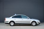 Volkswagen Passat - 9