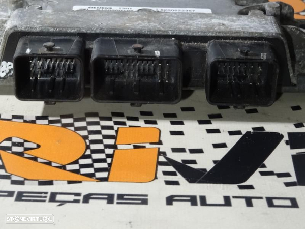 Centralina De Motor Renault Clio Ii (Bb_, Cb_)  S120200105 A / 8200522 - 3