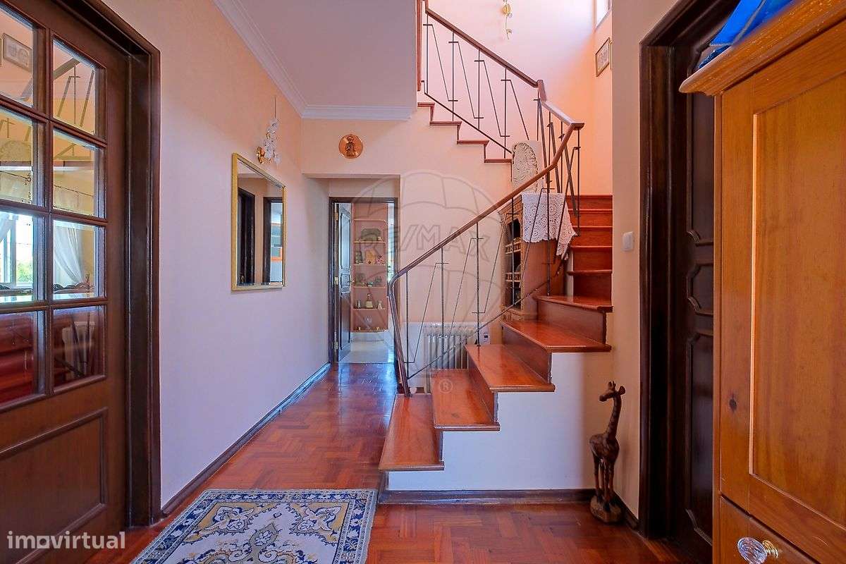 Moradia T4 para venda-25