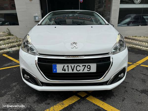 Peugeot 208 1.2 PureTech Style - 2