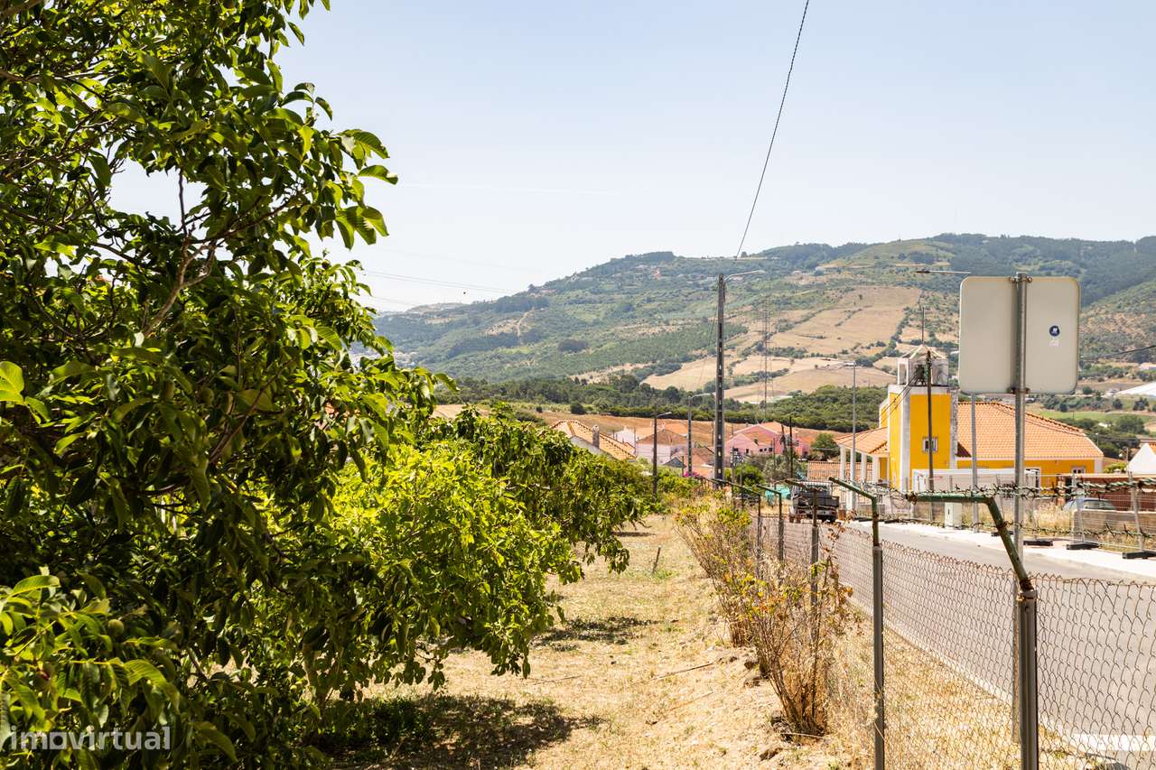 Terreno Urbano de 1.796 m² em Moninhos – Loures | Ideal para Construçã-7