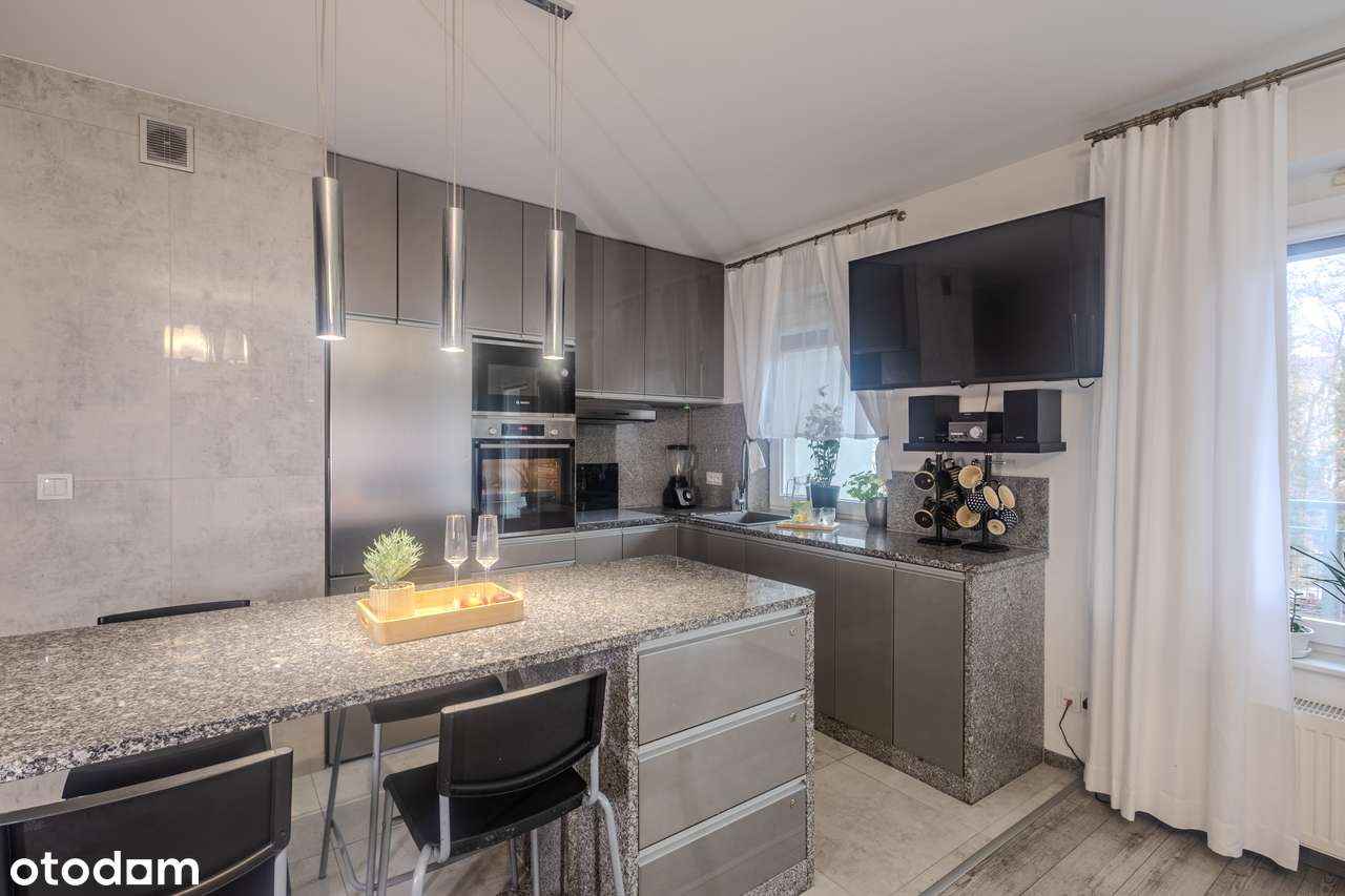 Olimpia Port/wyjątkowy balkon/dwa miejsca/komórka/gotowe - Pełny obrazek: 3/17