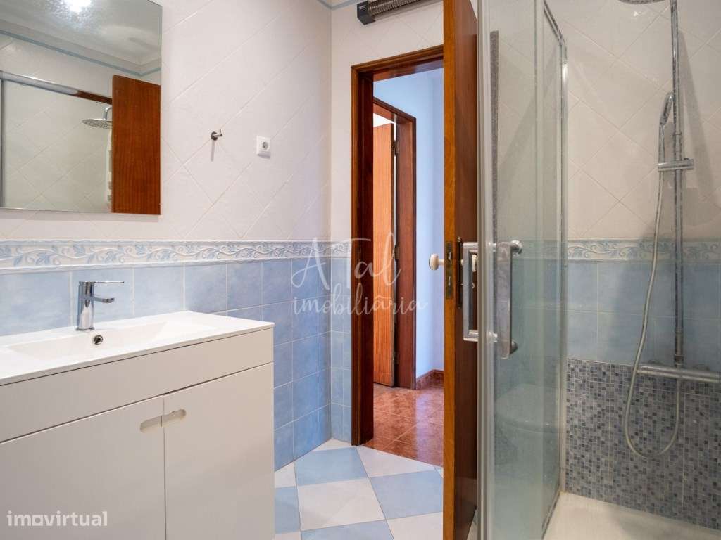 Apartamento T2 no Centro do Cartaxo com Arrecadação | Ideal para Ha...-16