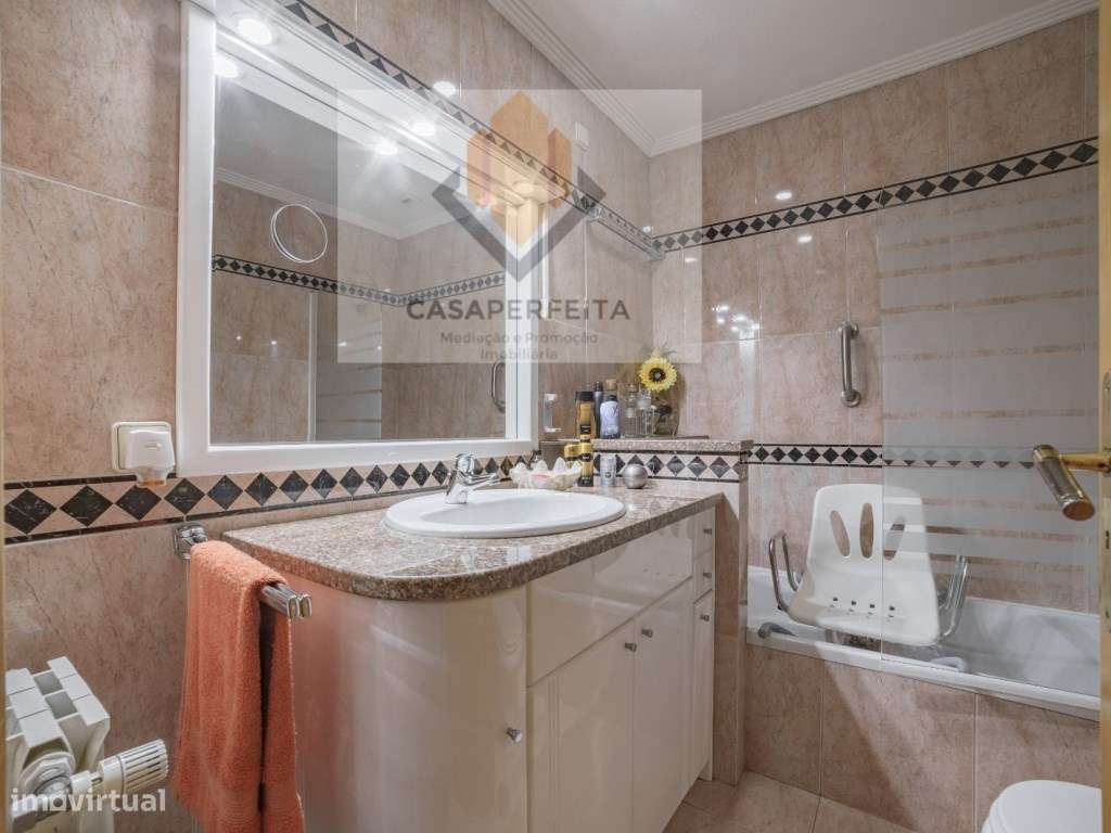 Deslumbrante Penthouse T4 Duplex com Terraço e Vistas Inacreditávei...-26