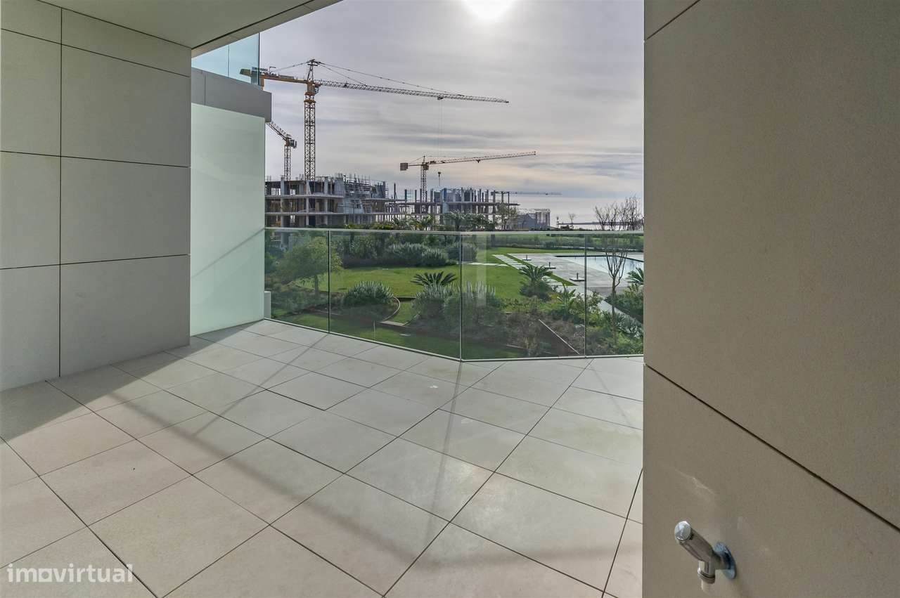 Apartamento T2 na Urb. Bayview, Cascais.-18