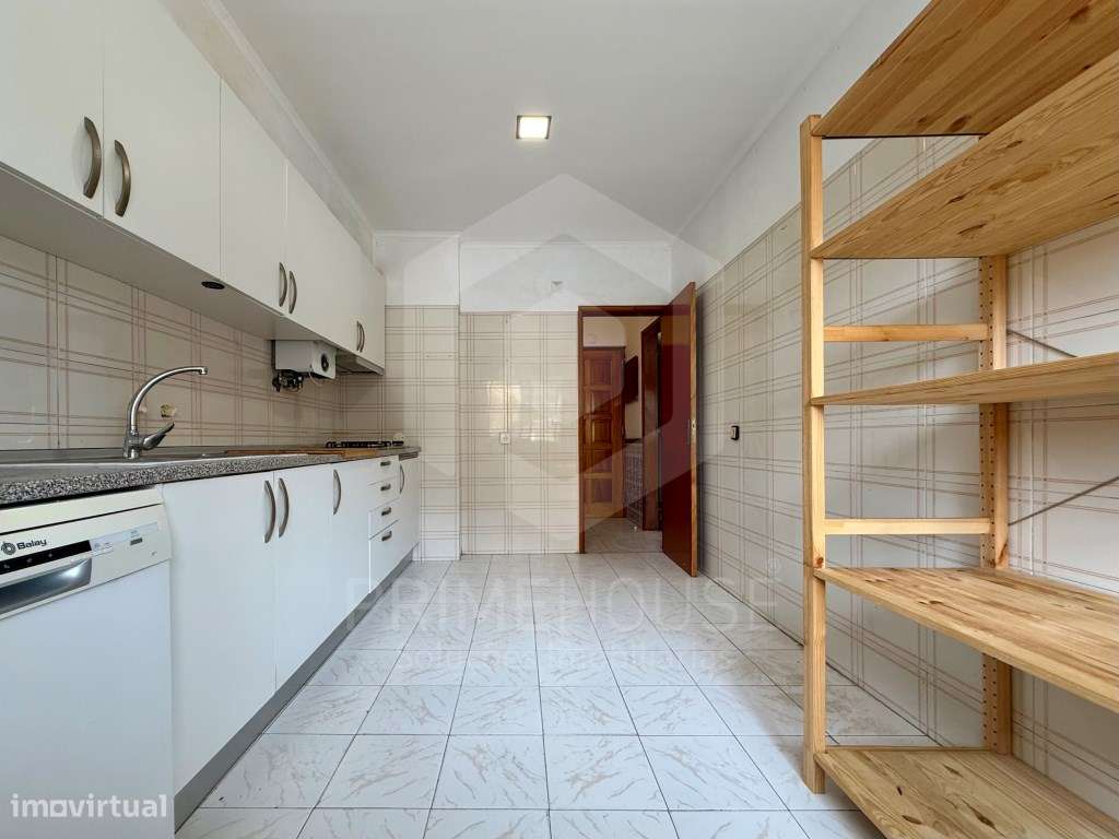 Apartamento T1 Rés do Chão no Seixal, Amora.-9