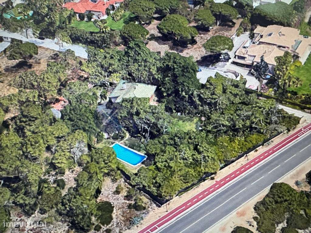 Moradia para obras totais para uma construção máxima de 554 m2, T6 ...-2