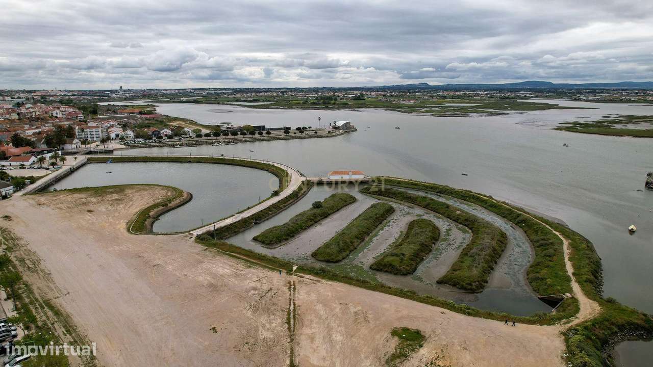 ** Excelente Apartamento T2 - Vista Rio - Centro do Montijo **-29