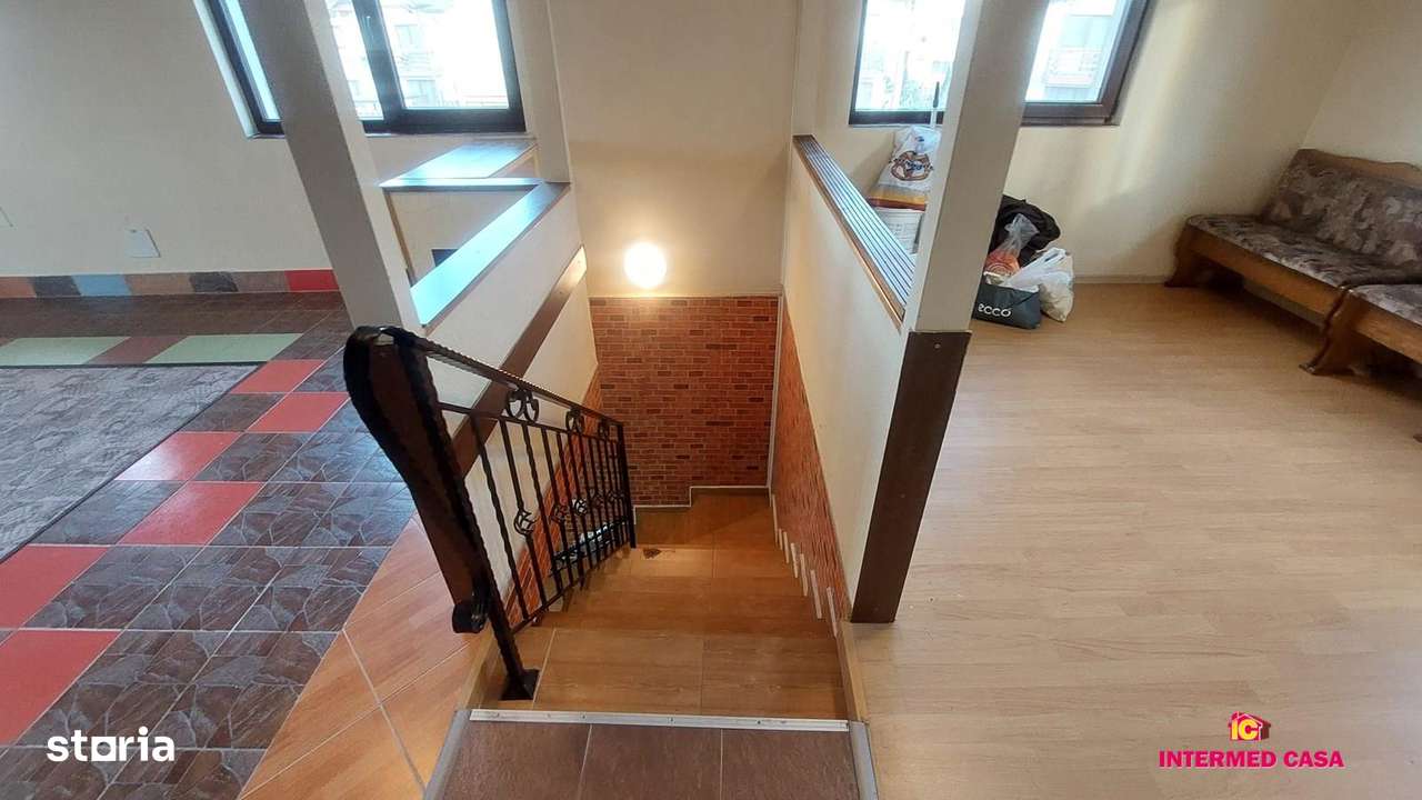 Casa 7 camere zona Selimbar-8