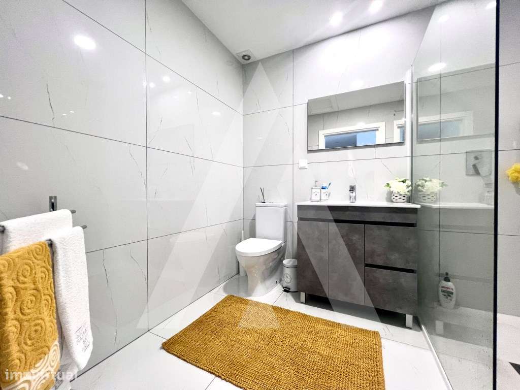 Moradia T3 em São João da Madeira-16