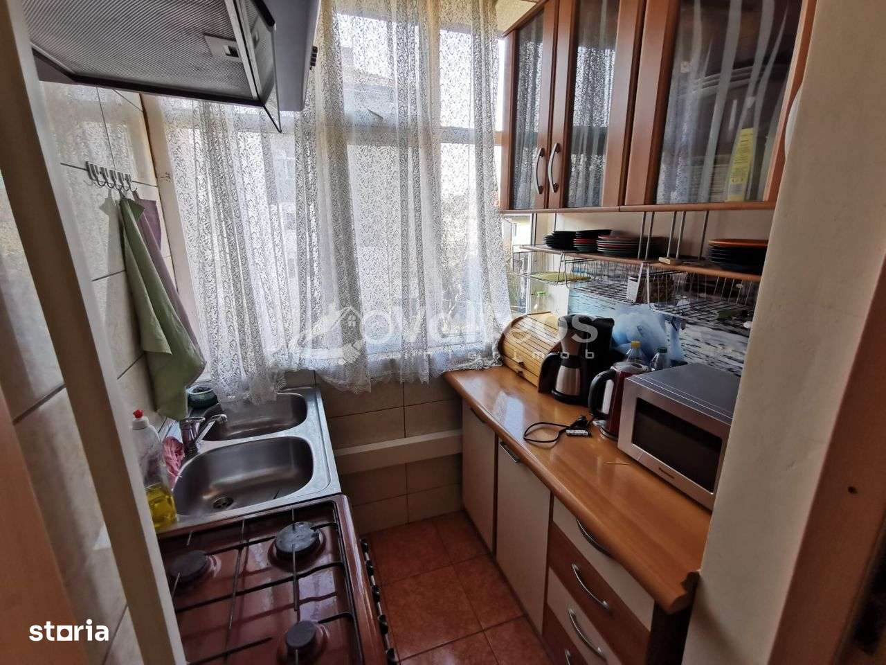 Reșița, apartament 4 camere (2X2), 120 mp, etaj 2, zona Universitate-11
