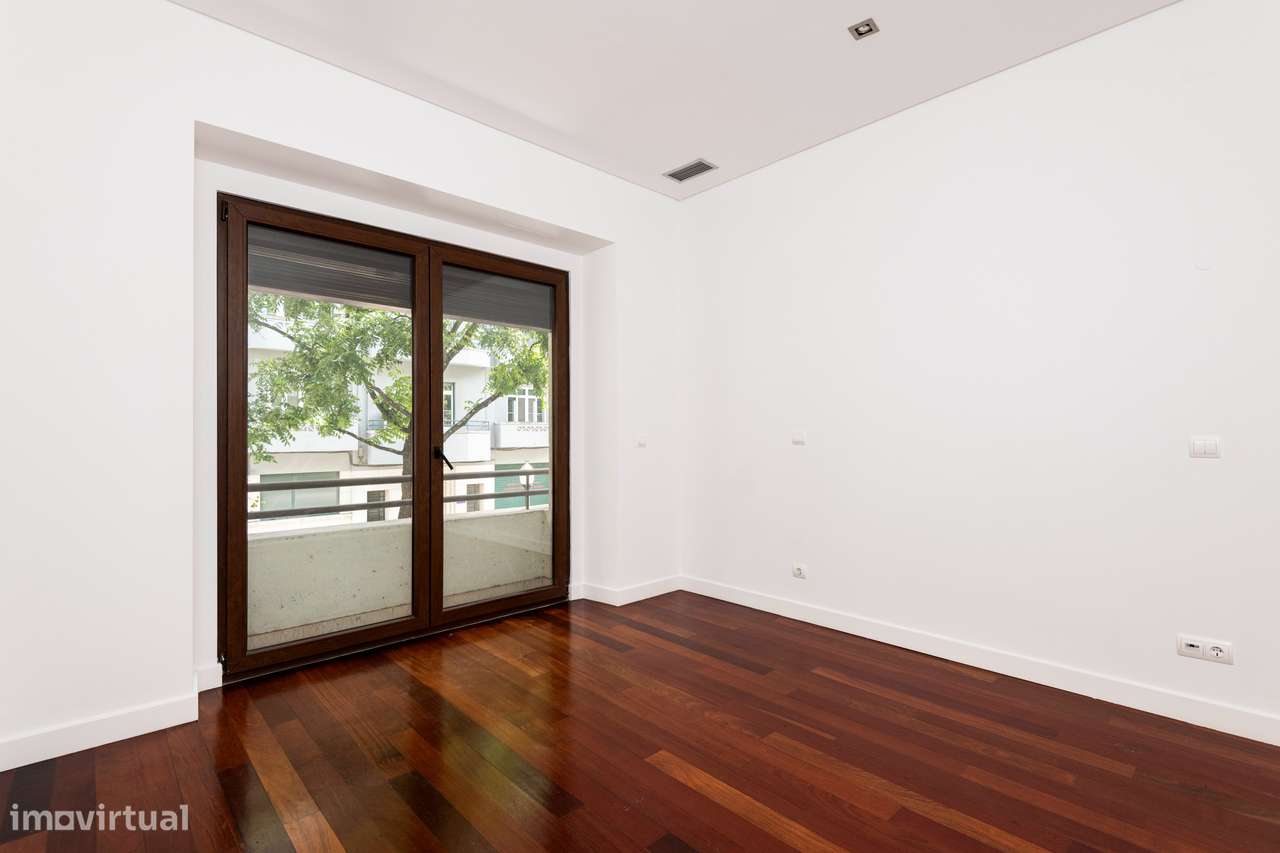 Apartamento em Lisboa, Avenidas Novas-23