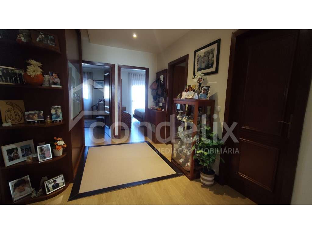 T3 Com varanda e garagem para venda em Ermesinde - Grande imagem: 4/29