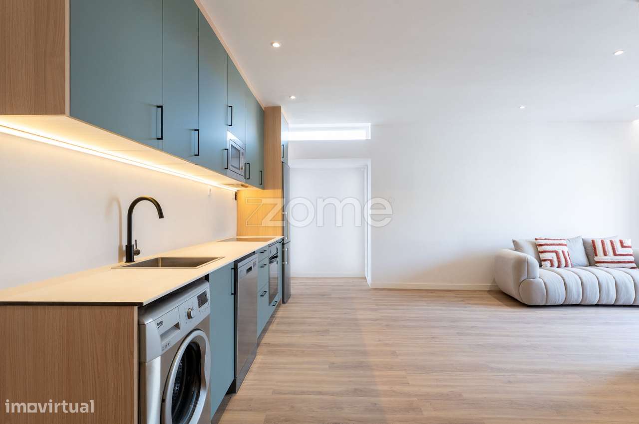 Apartamento T2 renovado, no Centro do Porto. - Grande imagem: 5/18