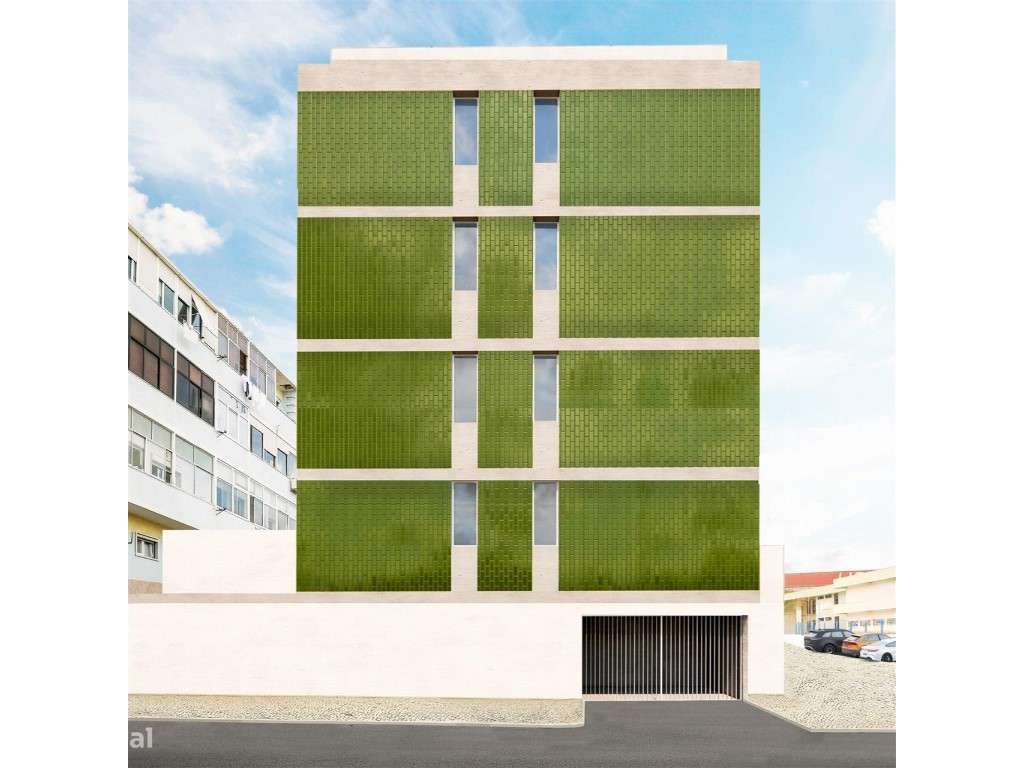 Prédio, Cacilhas, Almada - Grande imagem: 3/19