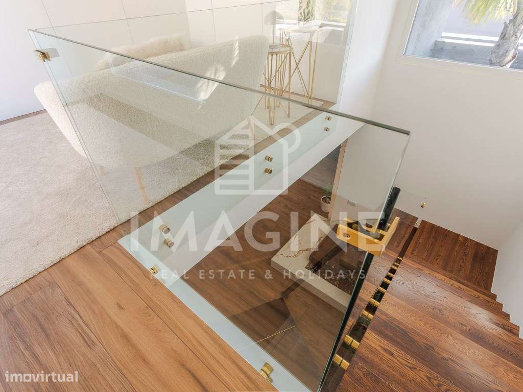 Moradia V2, de Arquitetura Moderna com Piscina e jardim - Urbanizaç...-30