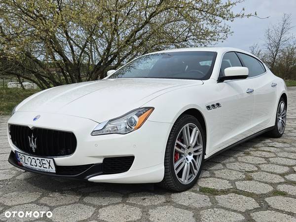 Maserati Quattroporte - 1