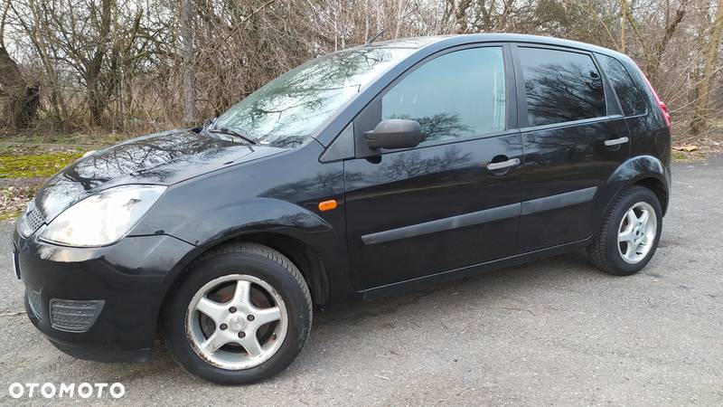 Ford Fiesta 1.3 Silver X - 32