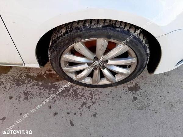 Dezmembrez Volkswagen Passat B7 VW Passat B7 limuzina 1.6 TDI CR - 15