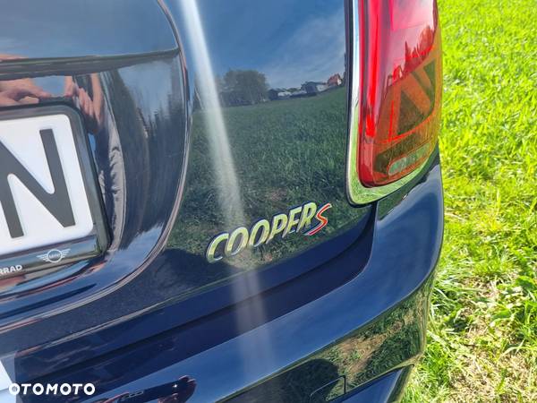 MINI Cooper S Cabrio Sidewalk Trim - 12