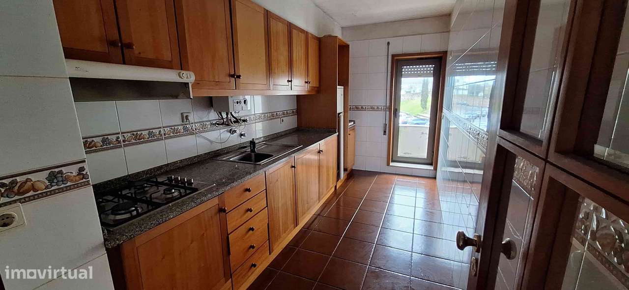 Vendo Apartamento T1 junto à Universidade do Minho - Grande imagem: 3/12