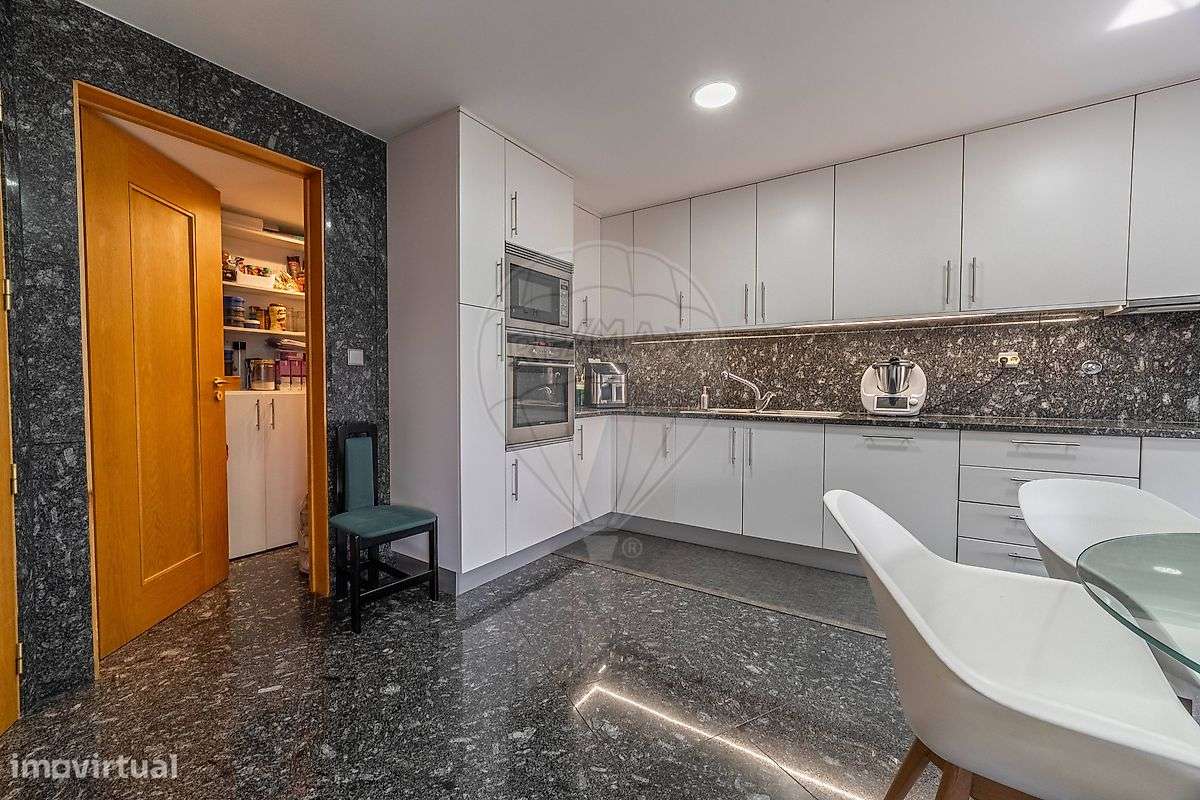Apartamento T4 para venda-21